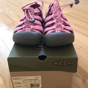 Ladies/girls Keen Newport H2 Waterproof Sandals